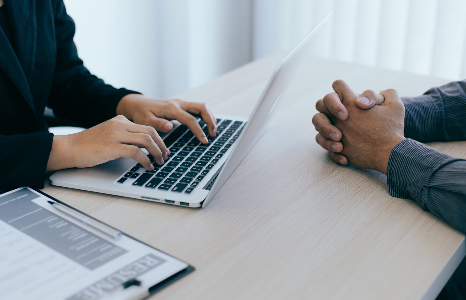 Las mejores prácticas para una entrevista de trabajo en línea