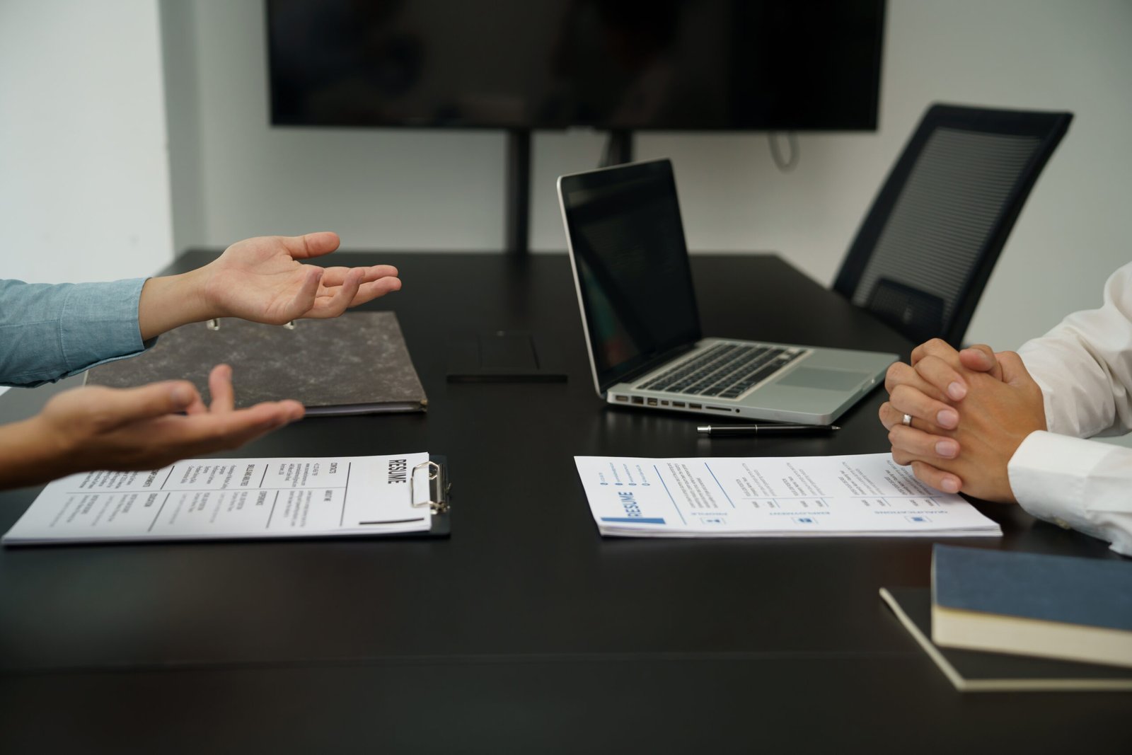 ¿Cómo negociar tu salario en una entrevista de trabajo sin perder oportunidades?